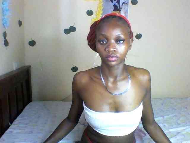 Luna-Noir webcam