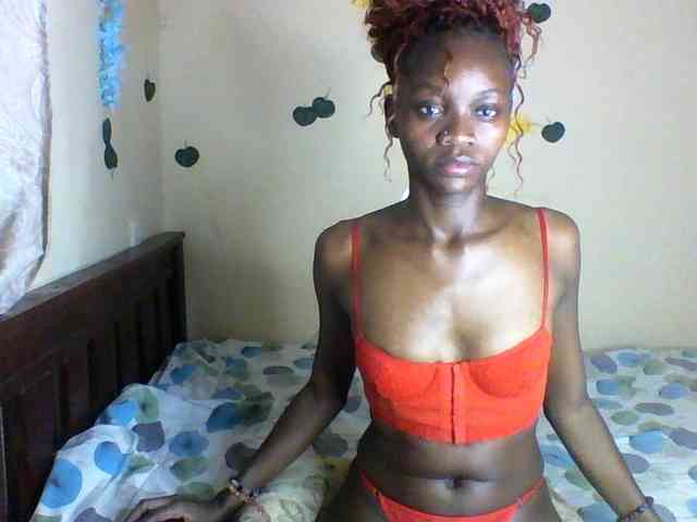 Luna-Noir webcam