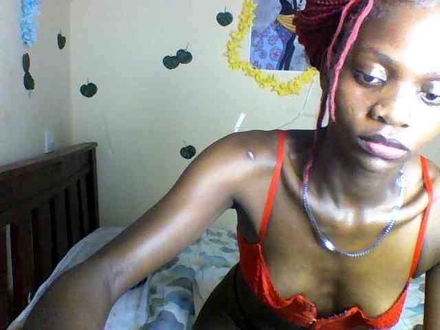 Luna-Noir webcam