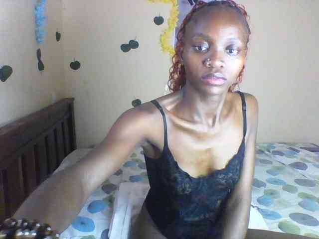Luna-Noir webcam