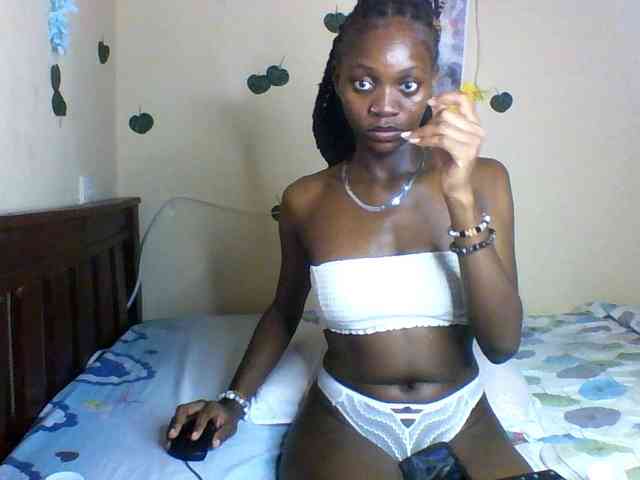 Luna-Noir webcam