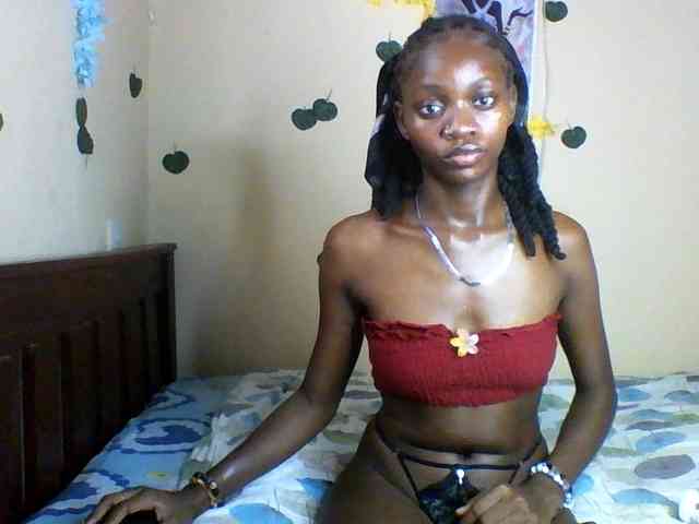 Luna-Noir webcam