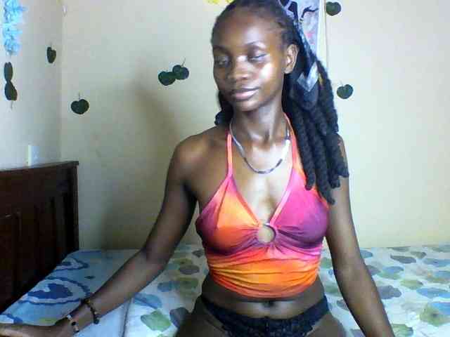 Luna-Noir webcam