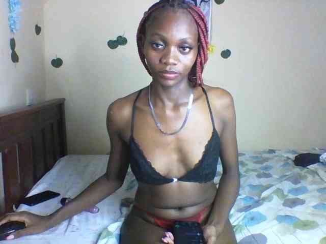 Luna-Noir webcam