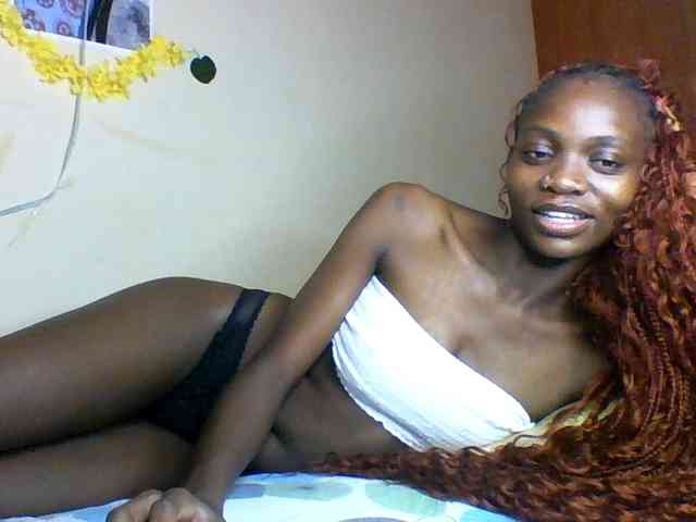 Luna-Noir webcam