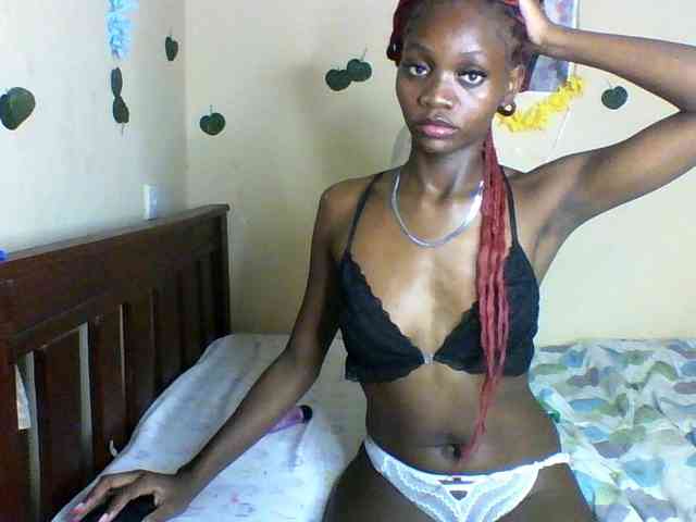 Luna-Noir webcam