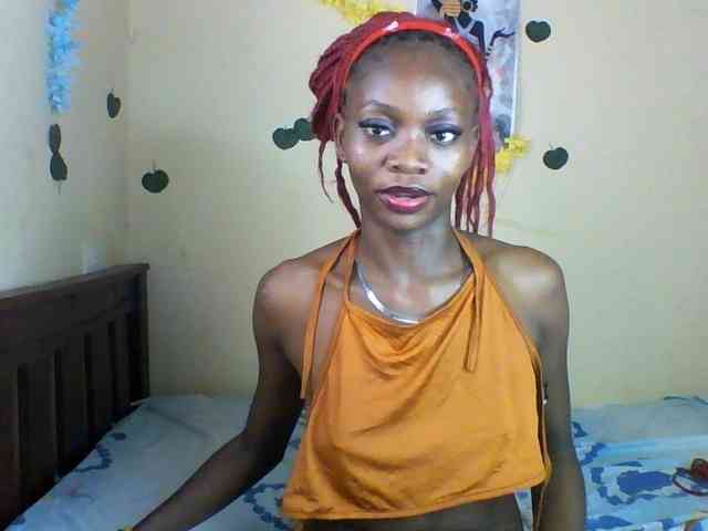 Luna-Noir webcam
