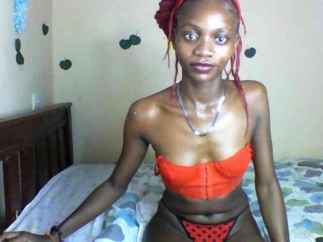 Luna-Noir webcam