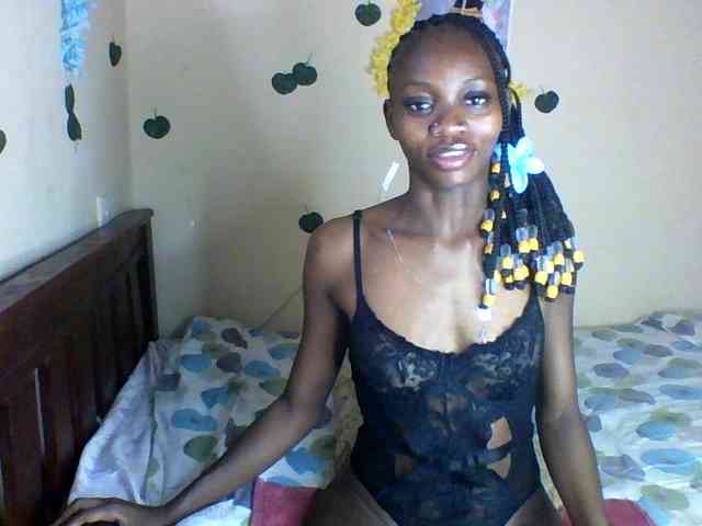 Luna-Noir webcam