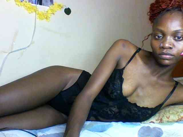 Luna-Noir webcam
