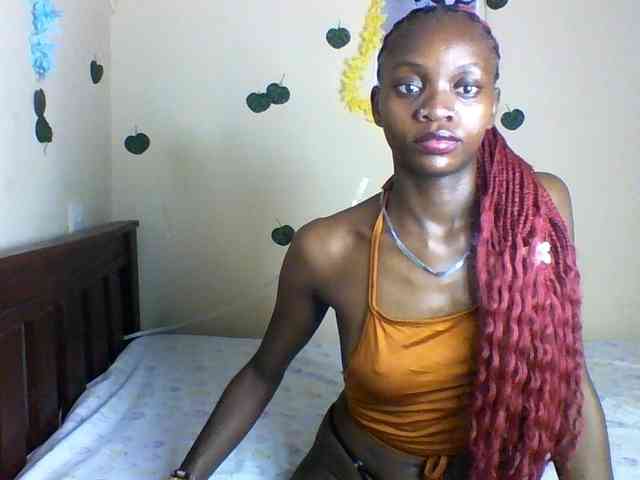 Luna-Noir webcam
