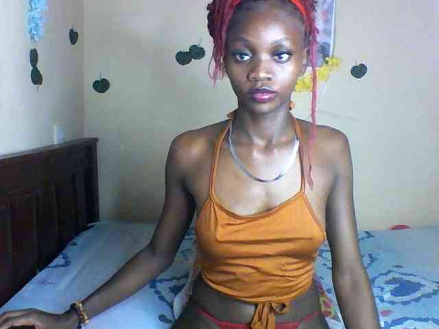 Luna-Noir webcam