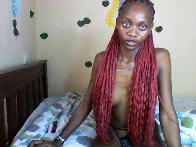 Luna-Noir webcam
