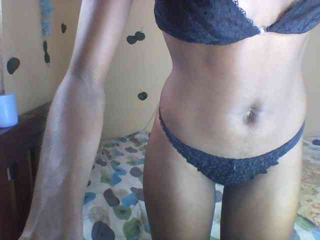 Luna-Noir webcam