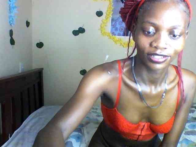 Luna-Noir webcam