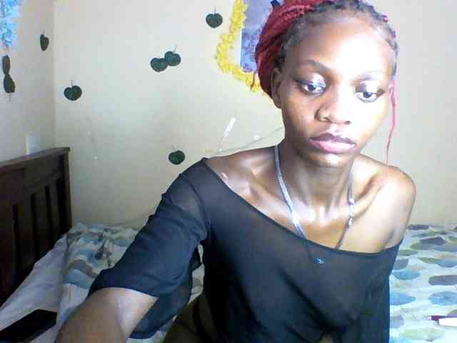 Luna-Noir webcam