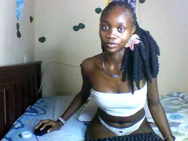 Luna-Noir webcam