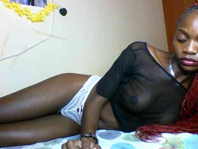 Luna-Noir webcam