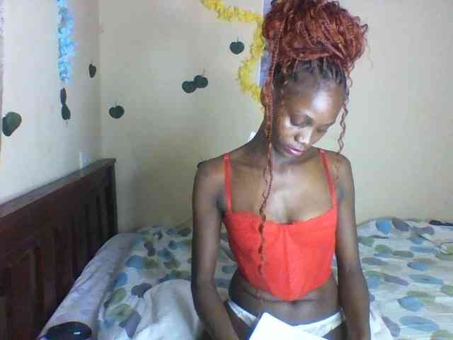 Luna-Noir webcam