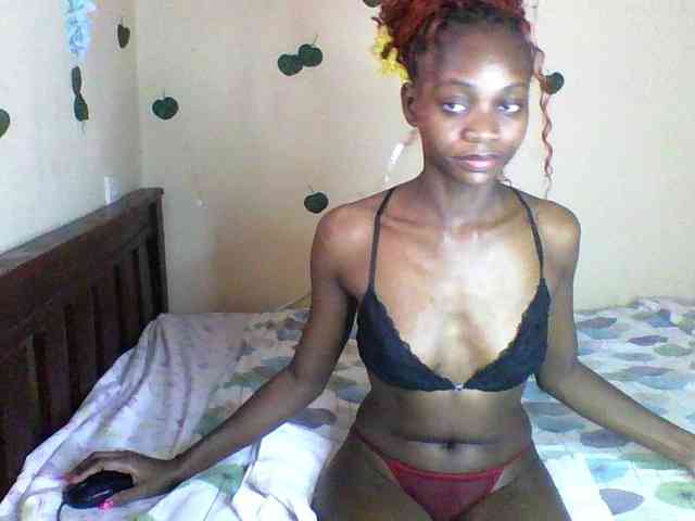 Luna-Noir webcam