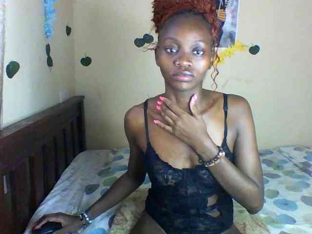 Luna-Noir webcam