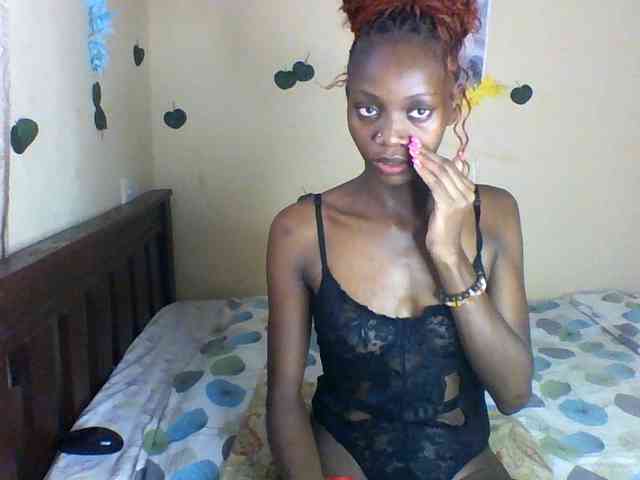 Luna-Noir webcam