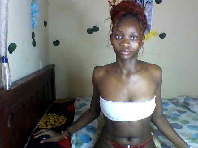 Luna-Noir webcam