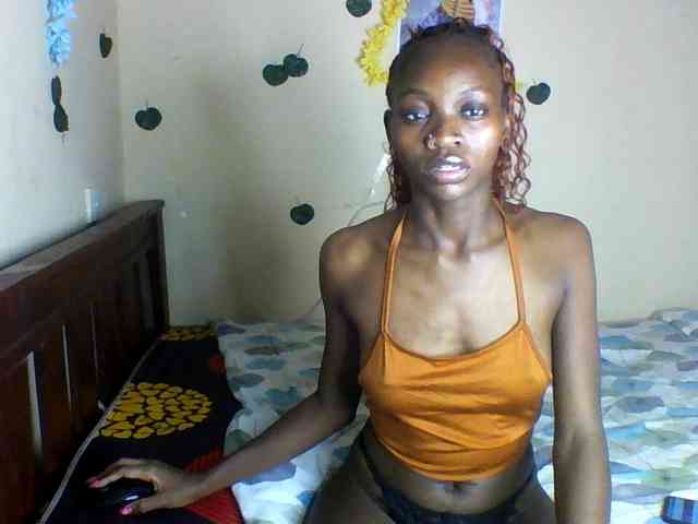Luna-Noir webcam