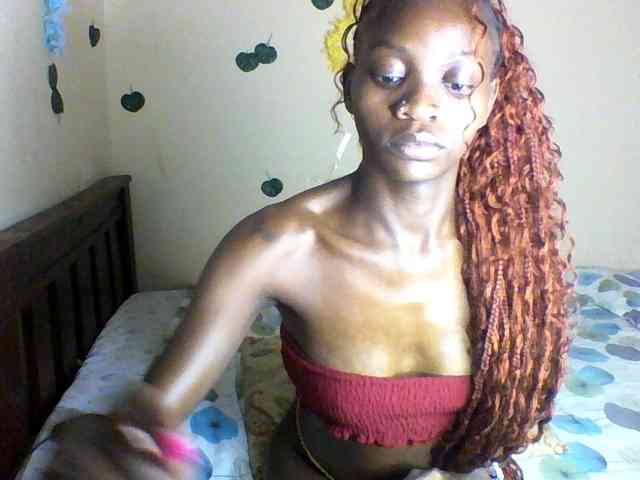 Luna-Noir webcam