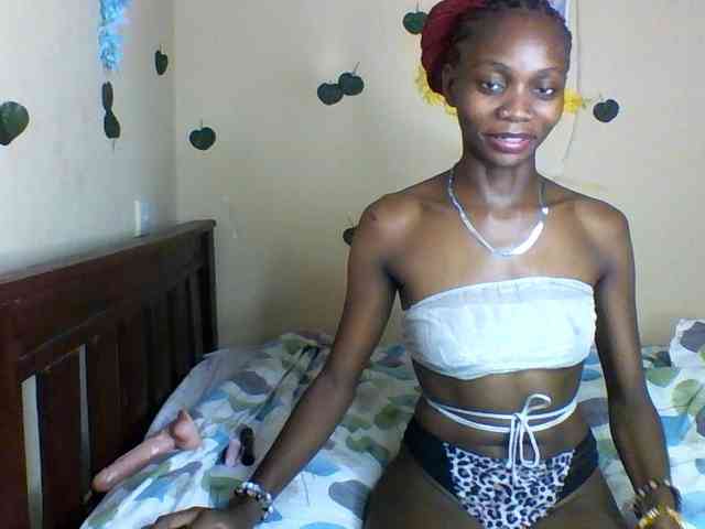 Luna-Noir webcam
