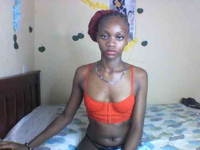 Luna-Noir webcam