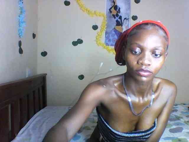Luna-Noir webcam