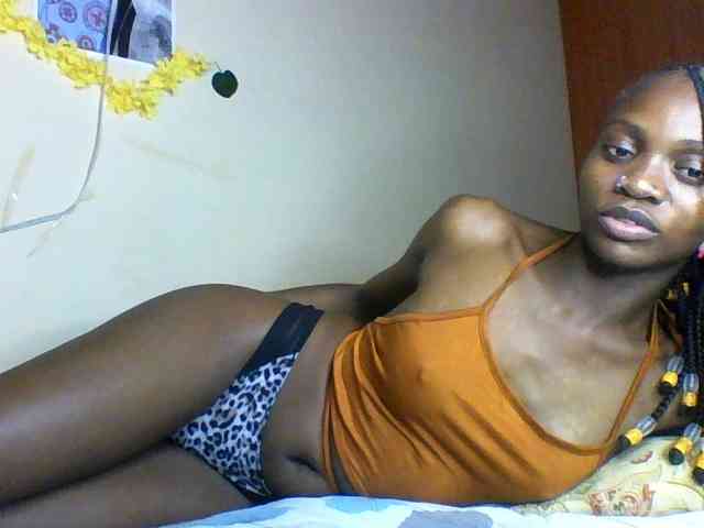 Luna-Noir webcam