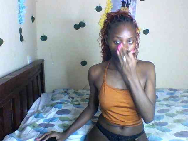 Luna-Noir webcam