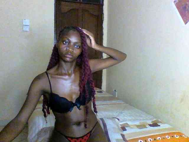 Luna-Noir webcam