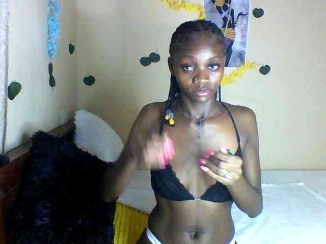 Luna-Noir webcam
