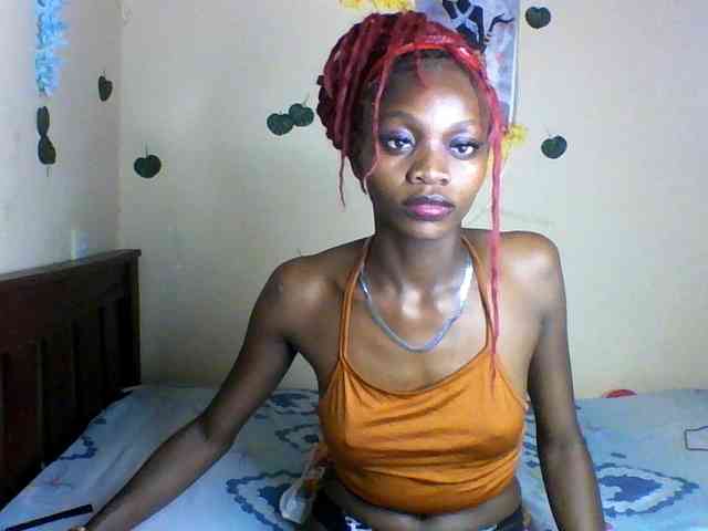 Luna-Noir webcam