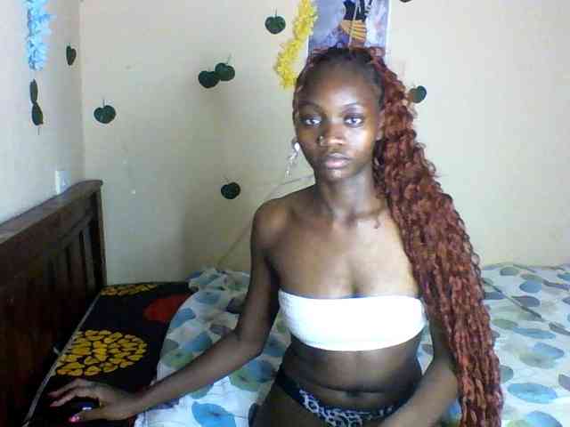 Luna-Noir webcam