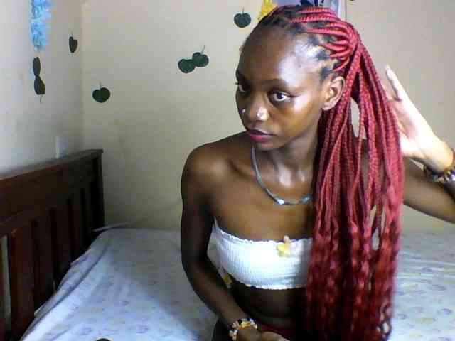 Luna-Noir webcam