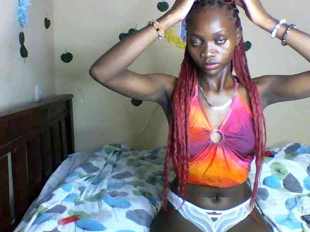 Luna-Noir webcam