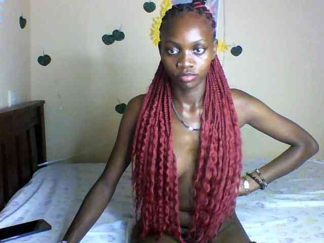 Luna-Noir webcam