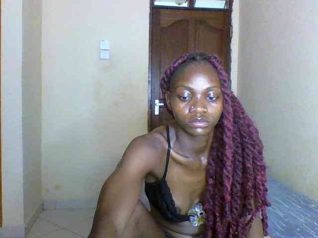 Luna-Noir webcam