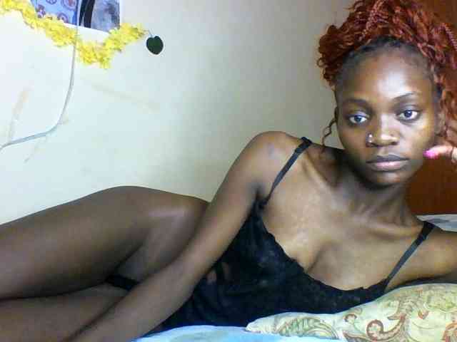 Luna-Noir webcam