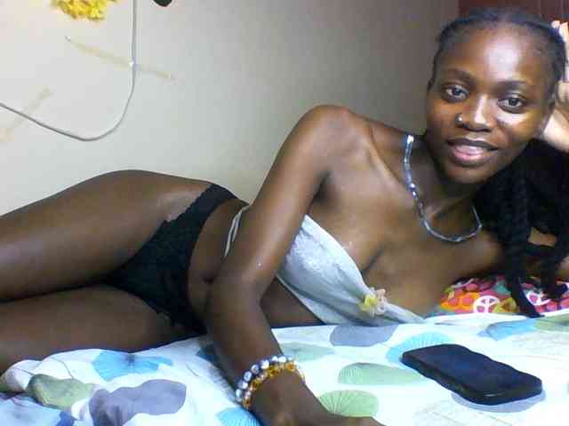 Luna-Noir webcam