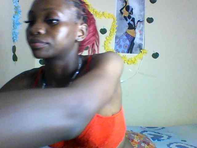 Luna-Noir webcam