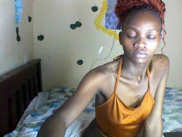 Luna-Noir webcam