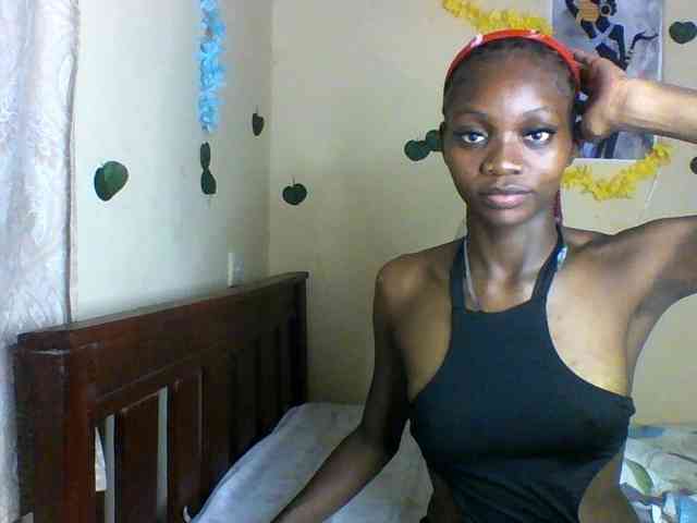 Luna-Noir webcam