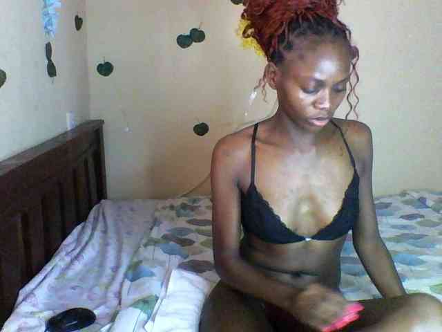 Luna-Noir webcam