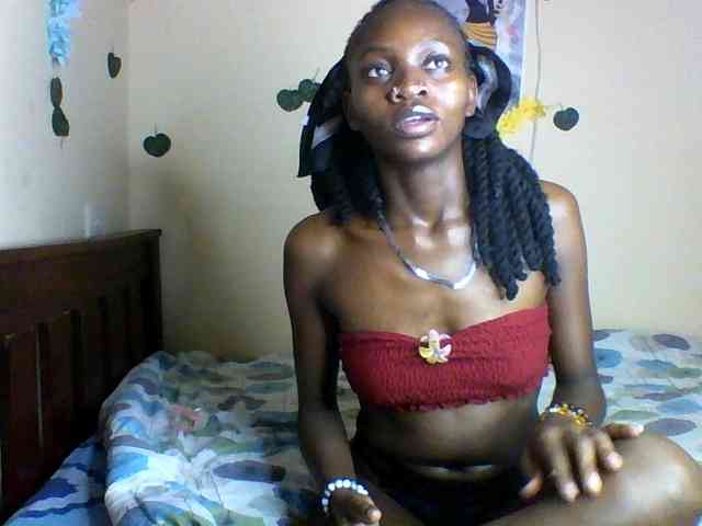 Luna-Noir webcam