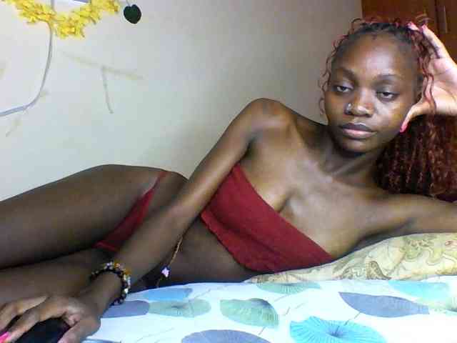 Luna-Noir webcam